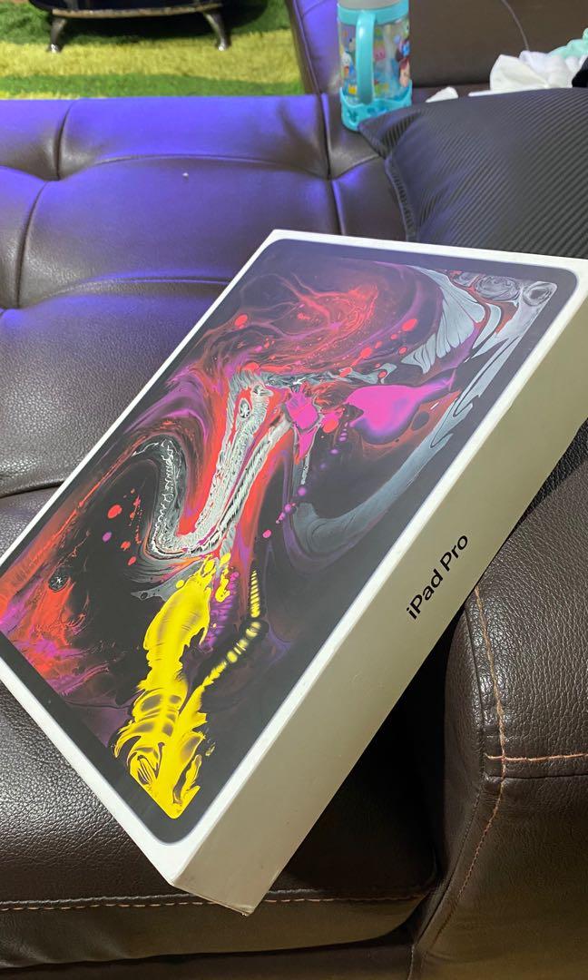 Ipad Pro 18 12 9 Inch 256gb Space Gray Wifi With Apple Pencil V2 Mobile Phones Tablets Tablets On Carousell