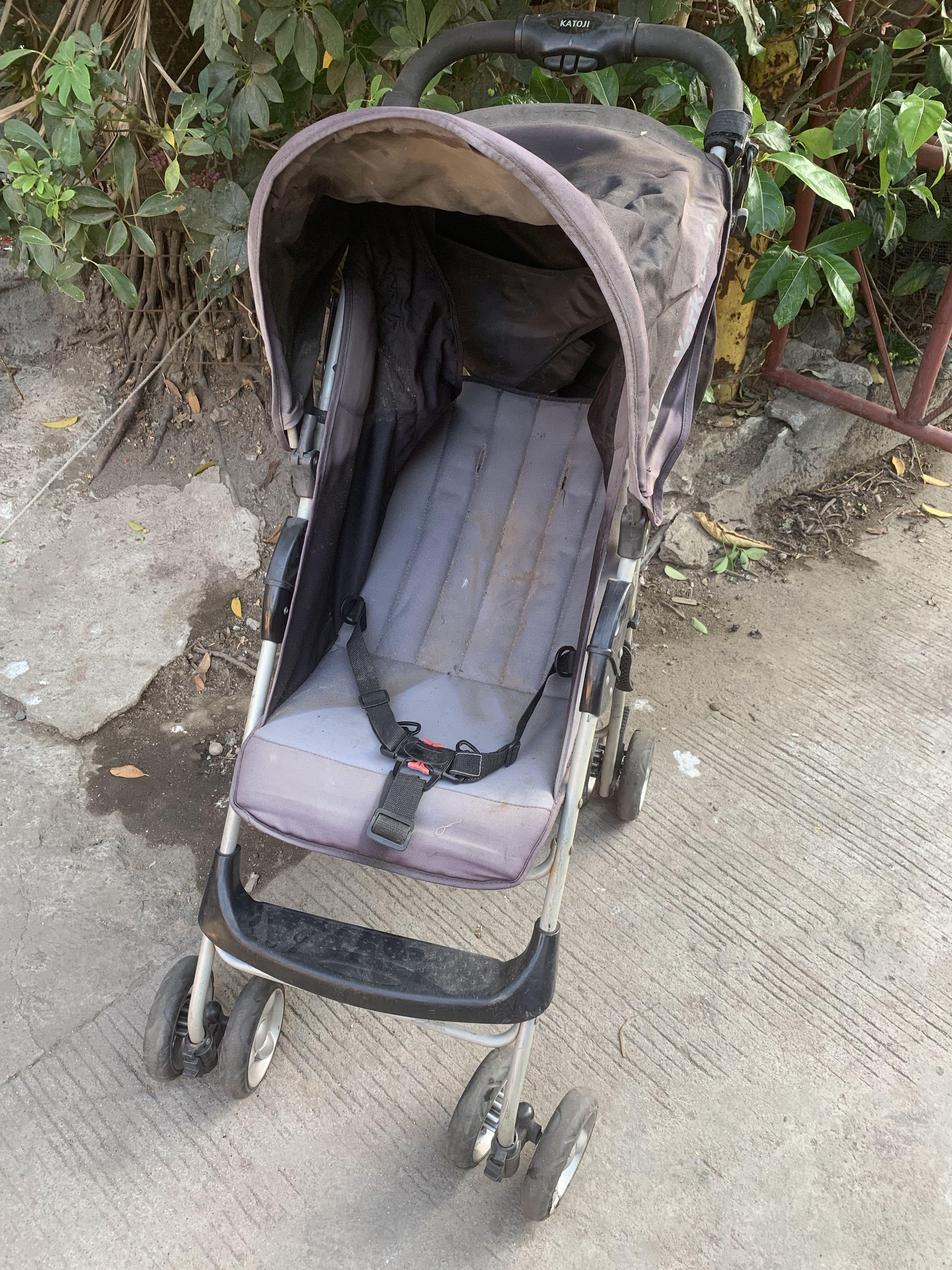 Japan Stroller (Category: Strollers) located in Valenzuela. Submitted by panchitasboutique (Listing ID 1067325401, Image 1). Description: - japan surplus - lightweight - heavyduty - reclinable - not reversible handle .