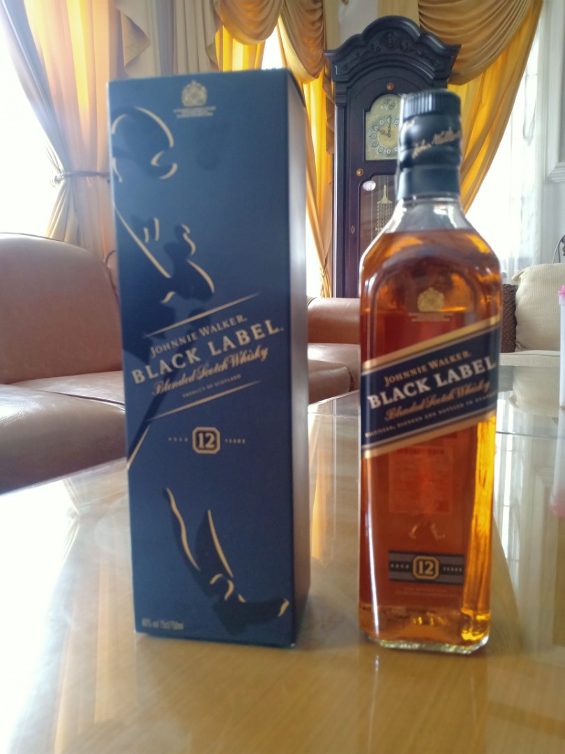 Johnnie Walker Black Label, Makanan & Minuman, Minuman Tidak ...