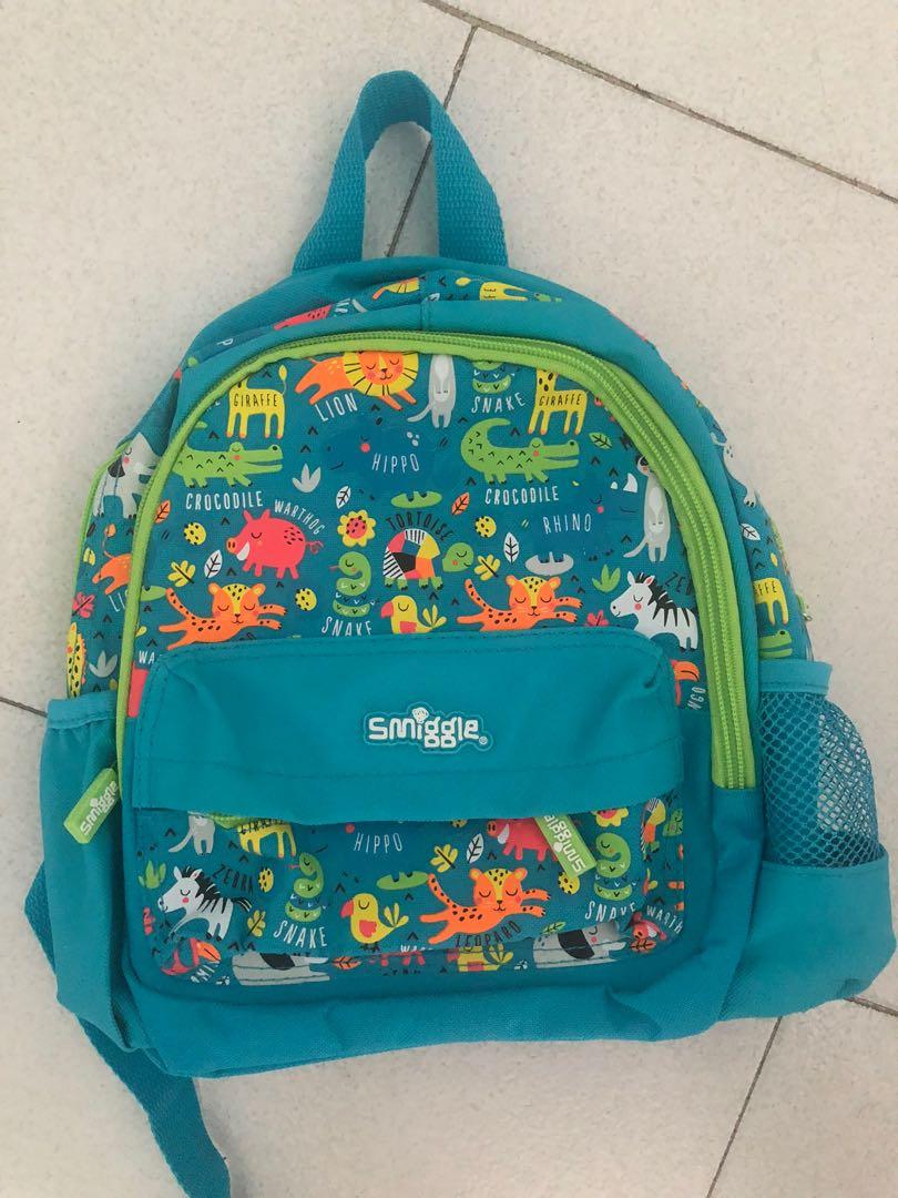 smiggle crocodile backpack