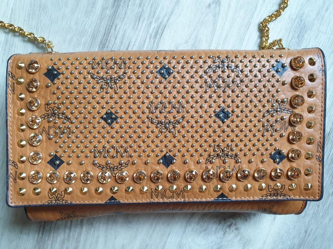 Mcm chain deals crossbody