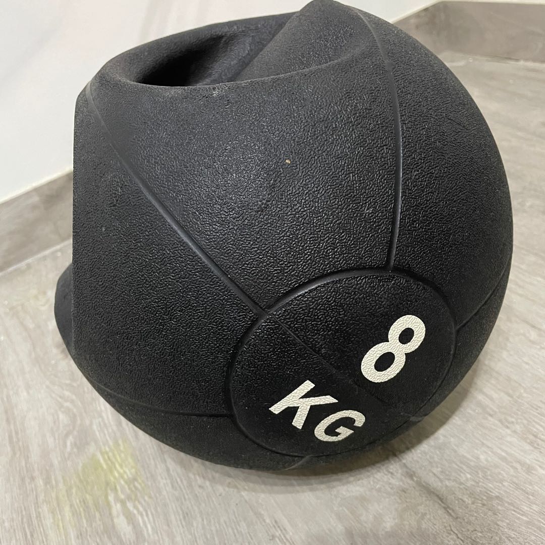 Medical Bal Machine Medicine ball 8kg, Sports Equipment, Exercise & Fitness, Cardio ...
