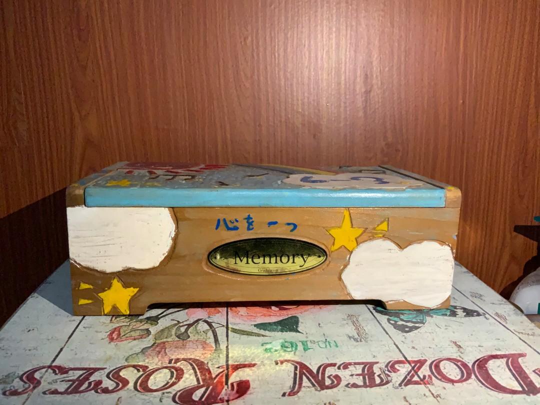 SALE: Memory Keepsake Musical box (Category: Storage Boxes & Baskets) located in Binan City. Submitted by florence.venice (Listing ID 1067244028, Image 2). Description: Solid wood with key winding.