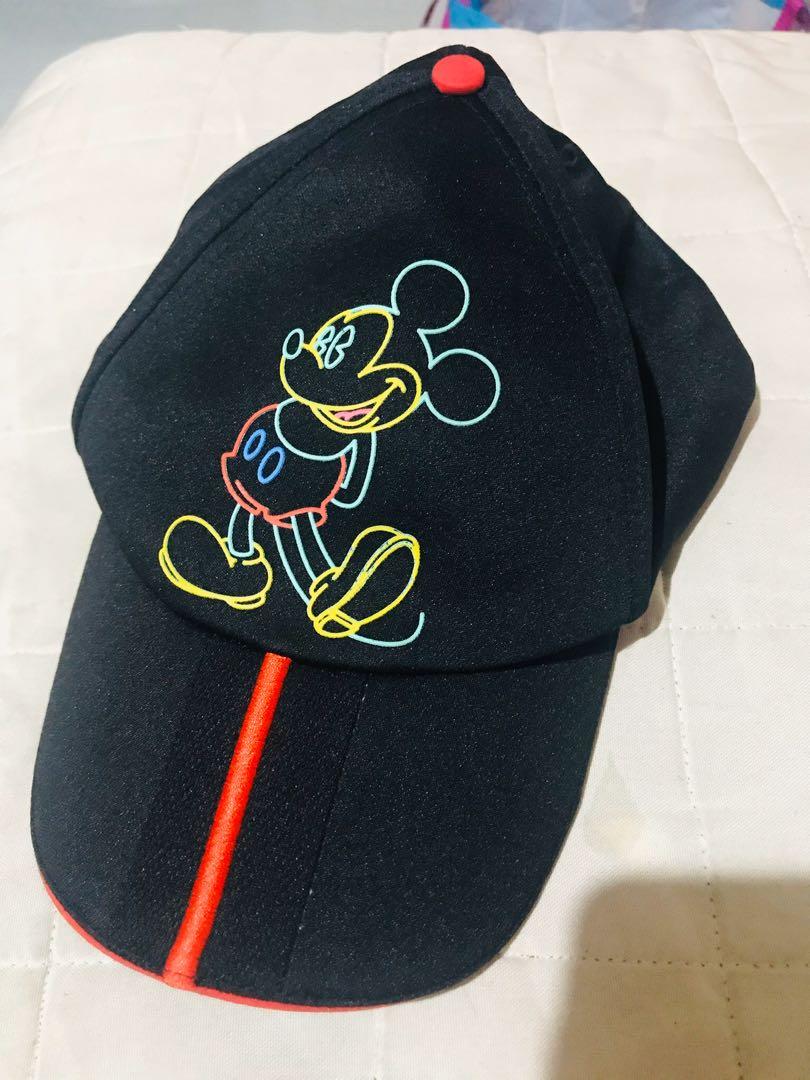 Mickey Hat 🧢 (Category: Hats & Beanies) located in Angono. Submitted by katzreena (Listing ID 1067127964, Image 3). Description: From USA hindi nagamit pang Adult 400 each .