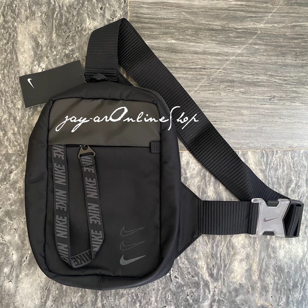 Nike hip best sale pack medium
