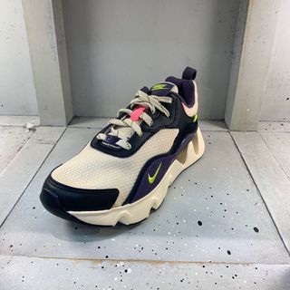 （分類：）位於 。 由 sneaker_90s 提交（商品編號 1067140657，圖片 1）。簡介： 。
