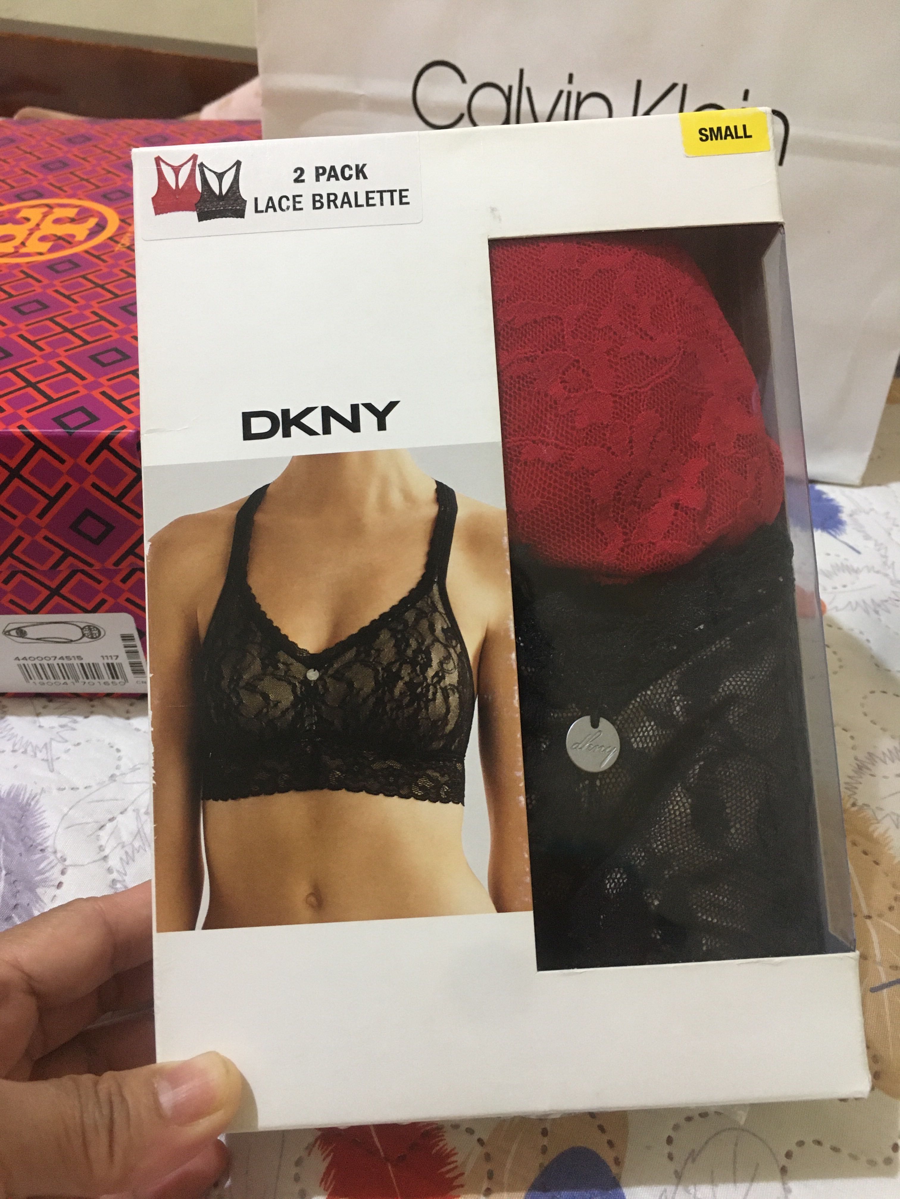 Original DKNY 2 Pack Lace Bralette, Women's Fashion, Tops, Others Tops on  Carousell