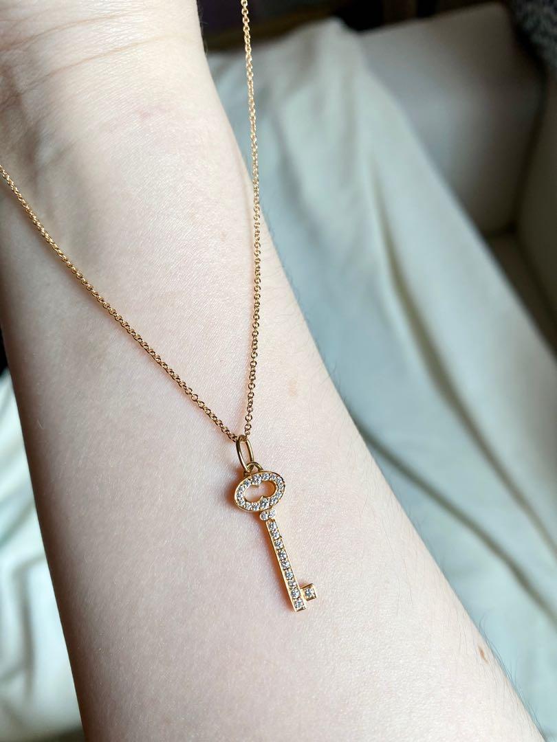 Tiffany oval 2025 key pendant
