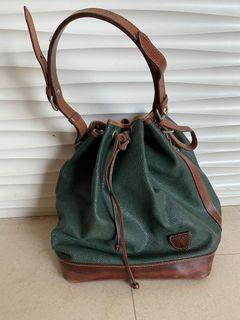 Toscano full leather bucket bag