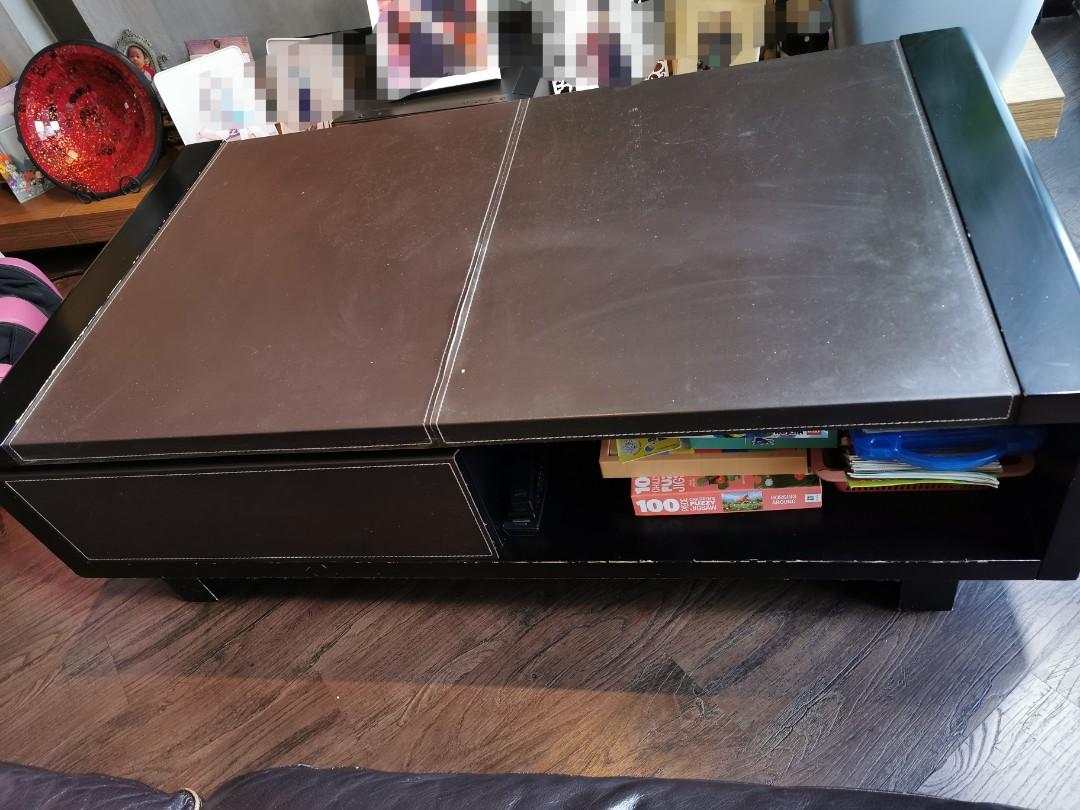 Used living room coffee table, Furniture & Home Living, Furniture