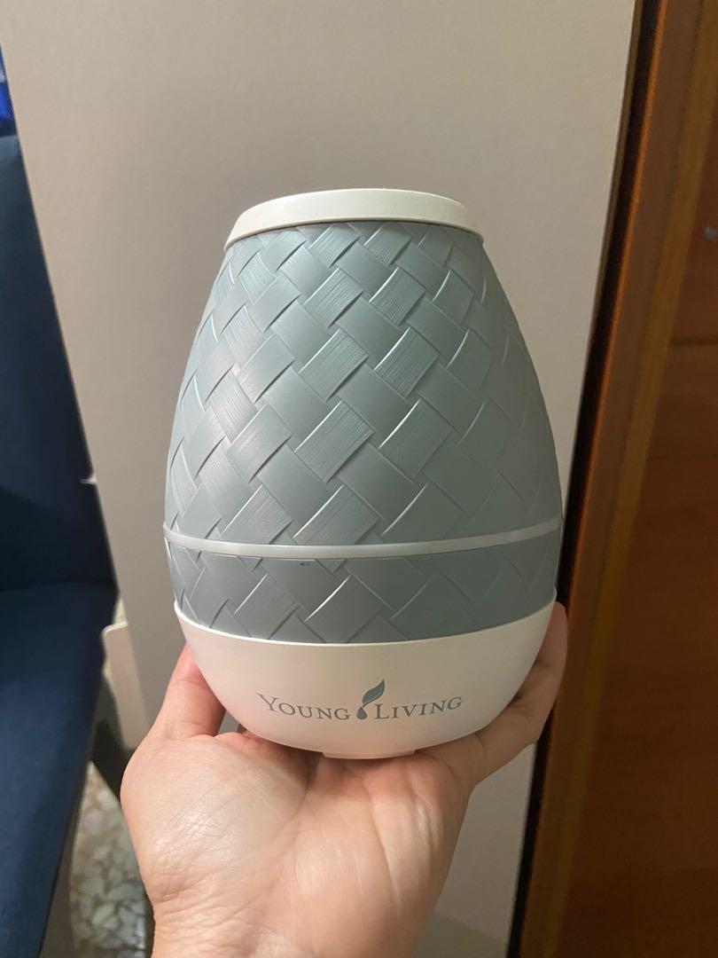 Young Living Diffuser with essential oil, Beauty & Personal Care, Bath ...