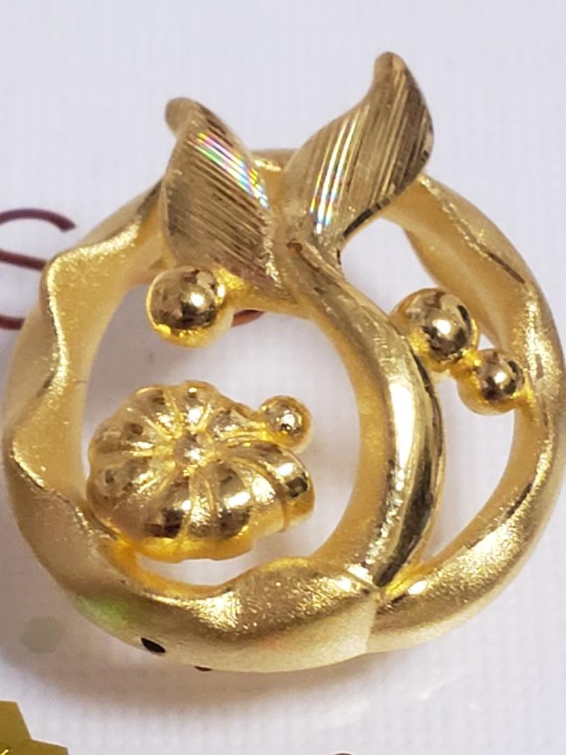 全新周大福足金人魚公主吊墜 名牌 飾物及配件 Carousell