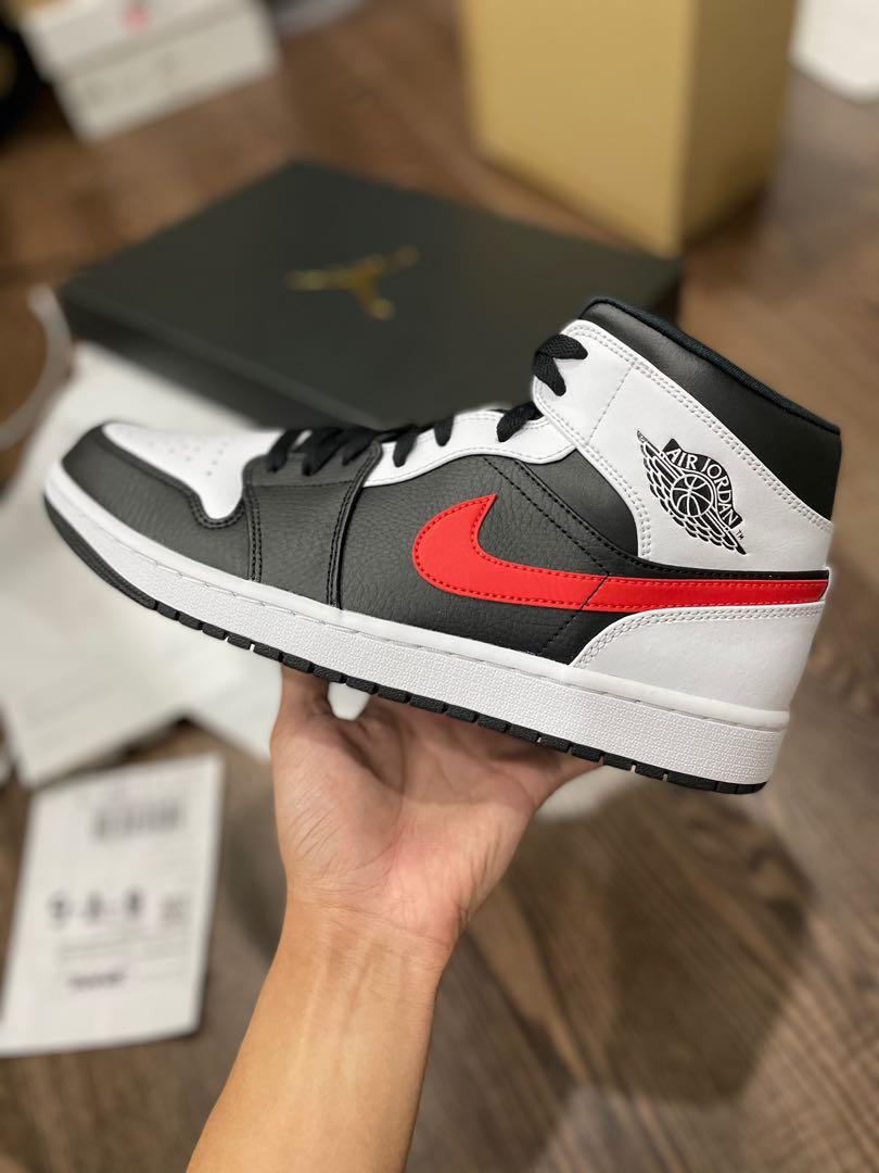 AIR JORDAN 1 MID CHILI RED, Men's Fashion, Footwear, Sneakers on Carousell