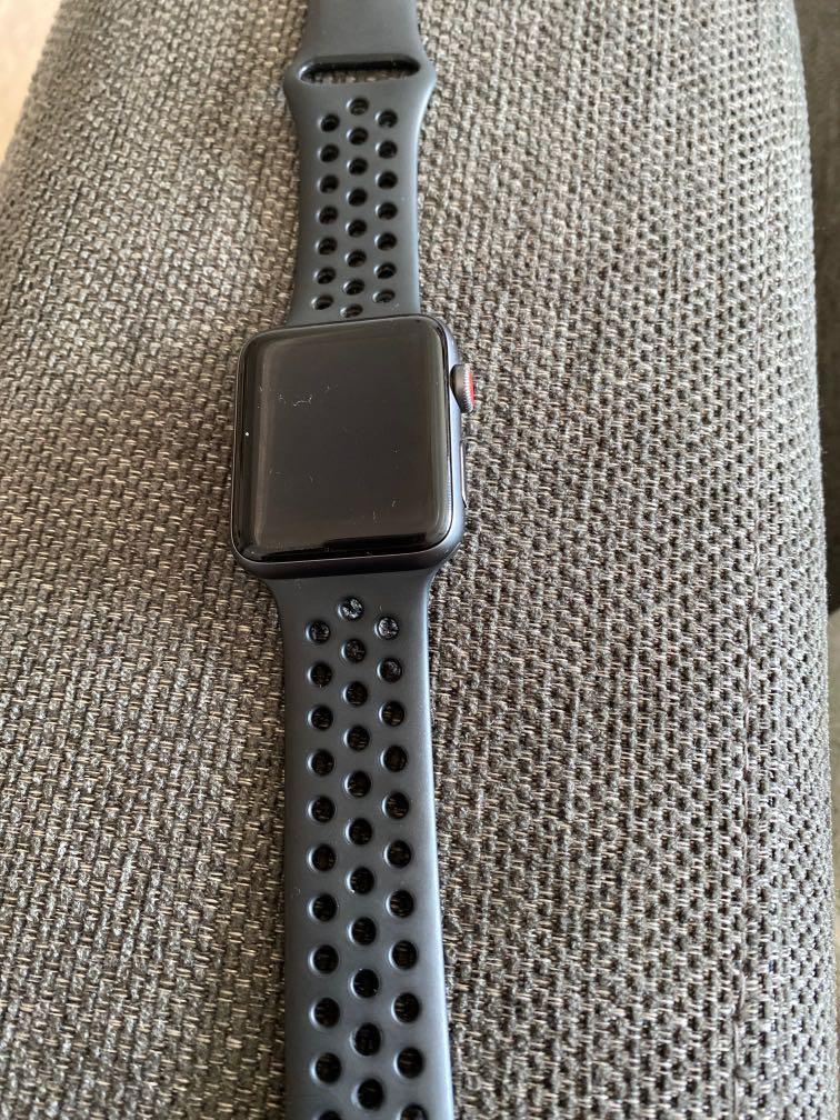 Apple watch series 3 nike charger best sale
