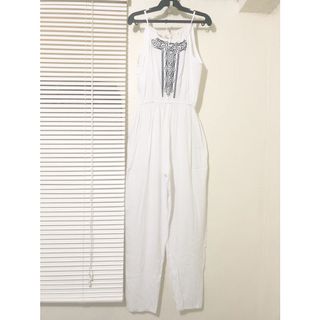 (Category: ) located in . Submitted by lapetite.co (Listing ID 1030903591, Image 1). Description: .