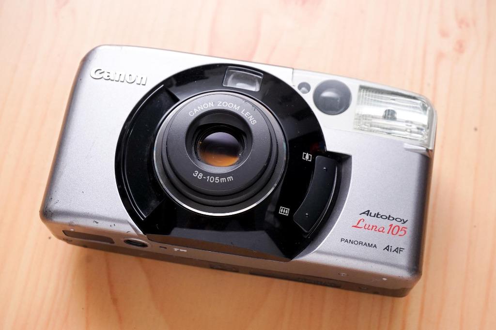 Canon Autoboy Luna 105 Point & Shoot film camera