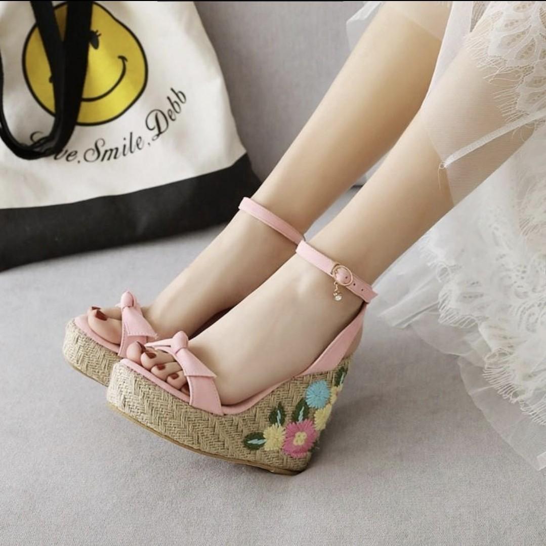 Wedge online pump sandals