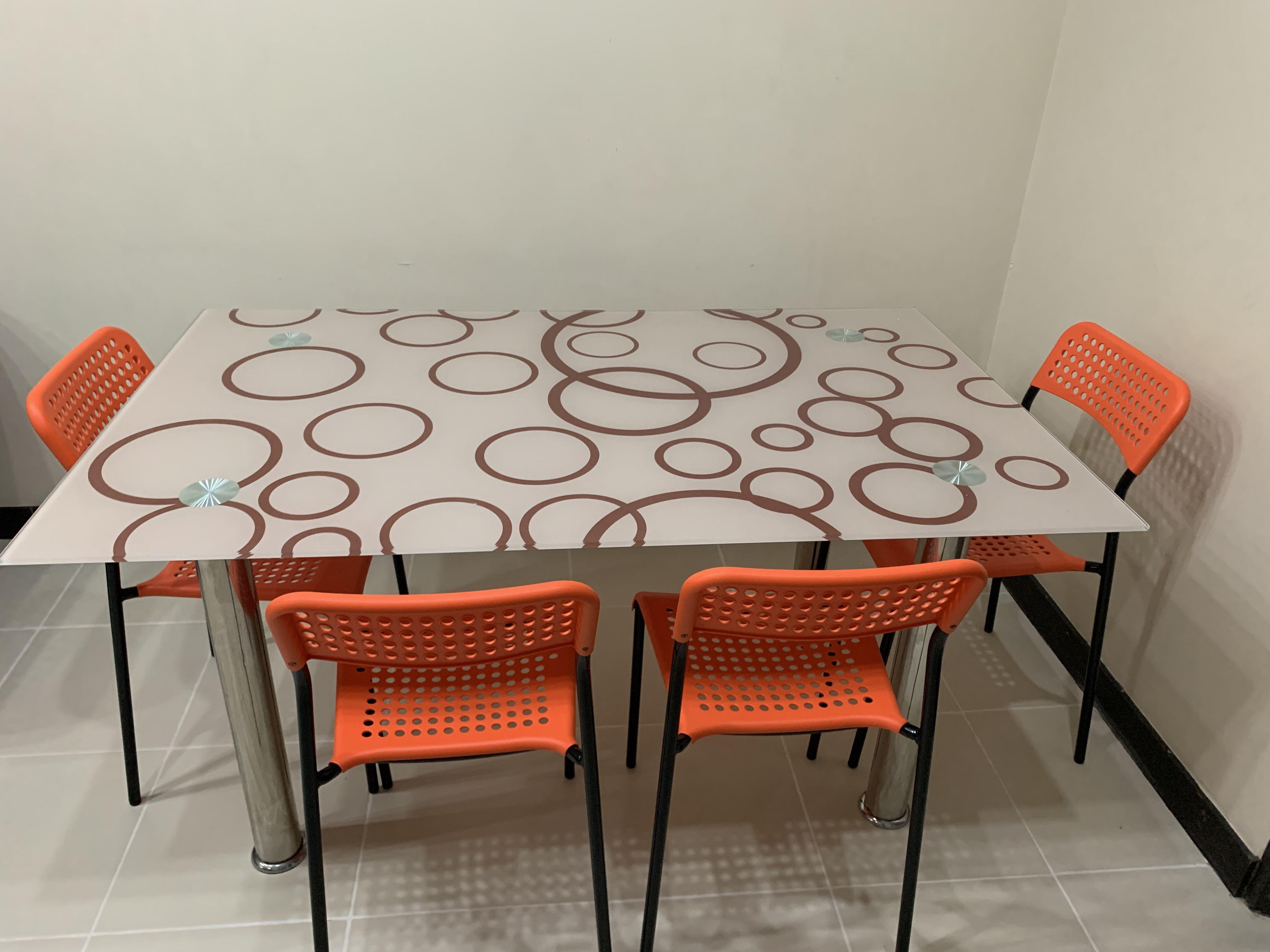 Clearance Dining Room Tables : Amish Oak And Cherry Clearance Center Dining Room Tables Hickory Furniture Mart Hickory Nc / Your dining, and pocketbook, will thank us.