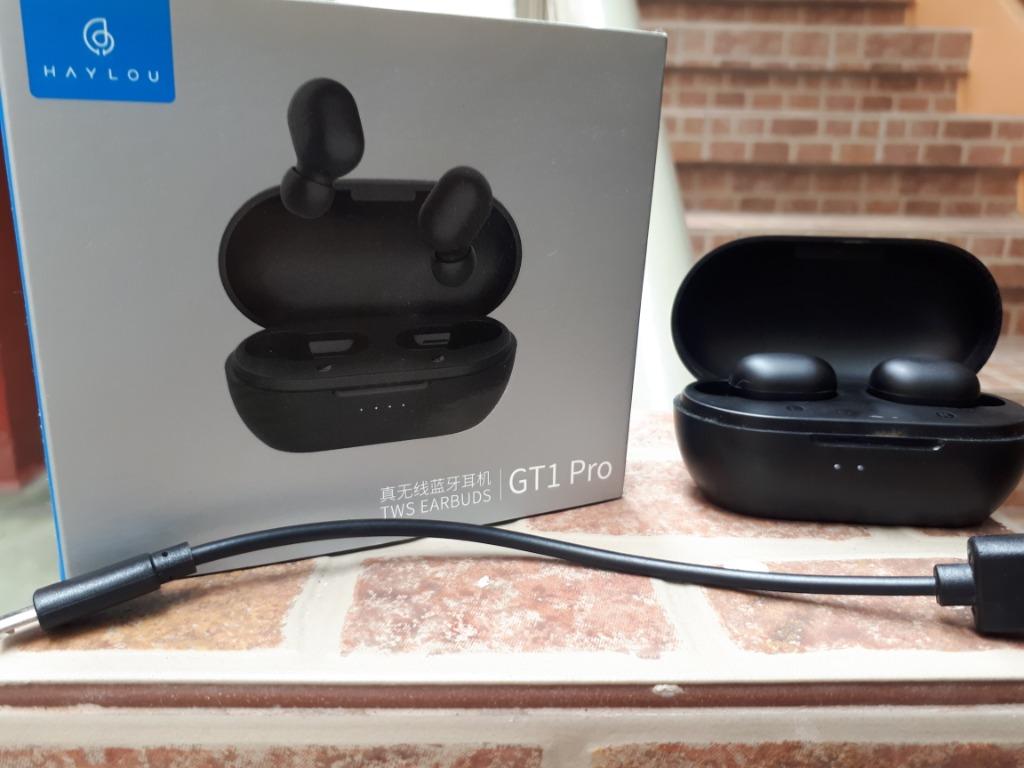Haylou GT1 Pro Charging Case