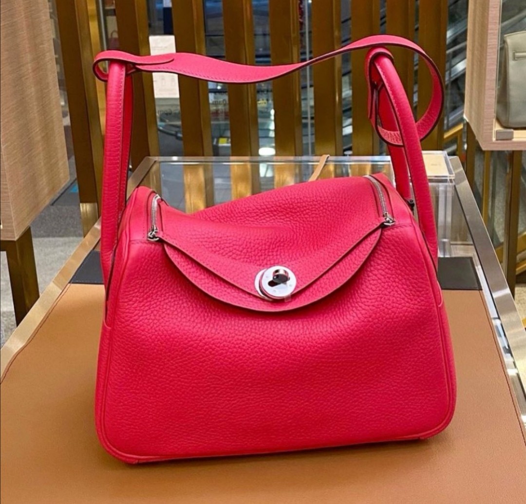 Hermes Lindy 26 Rose Extreme Clemence, Luxury, Bags & Wallets on Carousell