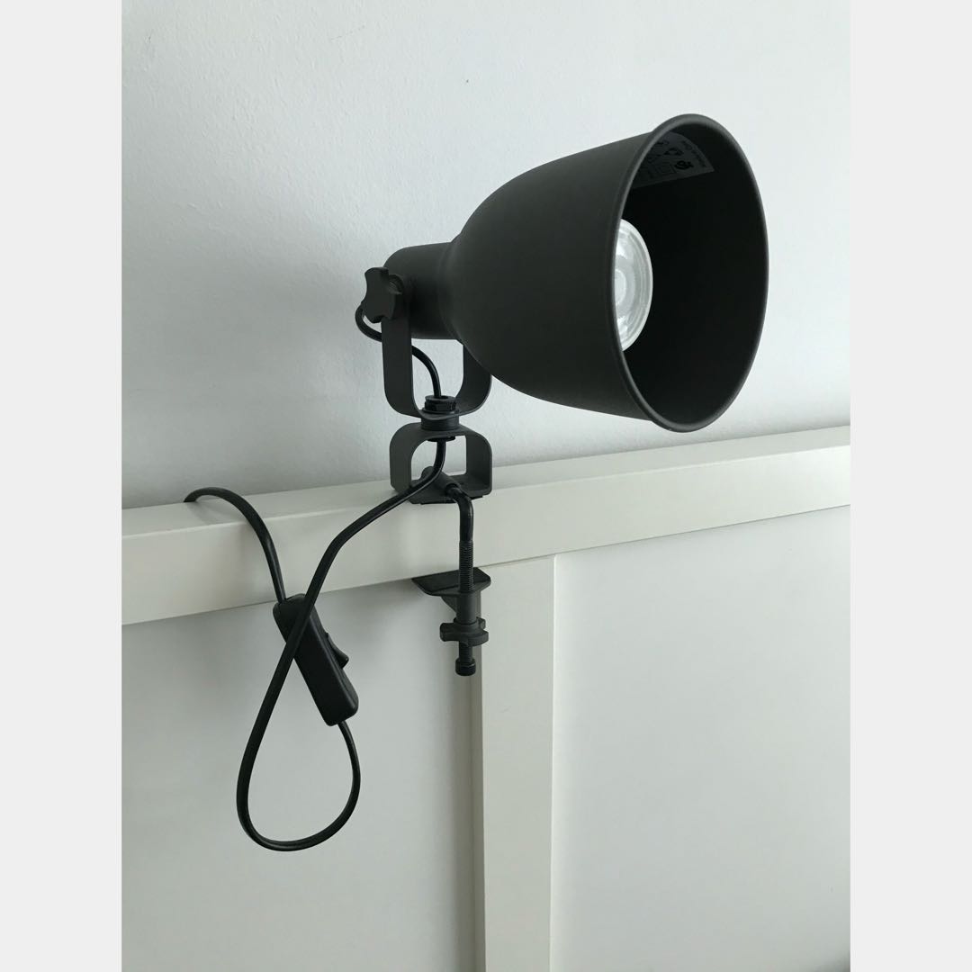 Hektar spotlight store