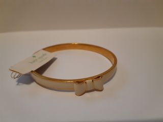 （分類：）位於 。 由 samshot 提交（商品編號 1067481222，圖片 1）。簡介： 。