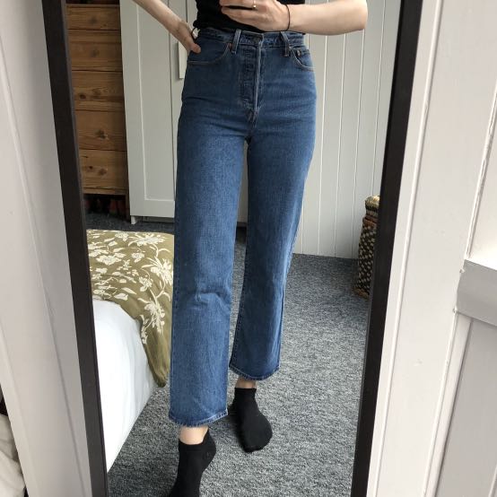 Levis ribcage straight leg jeans in Georgie, Women's Fashion, Bottoms,  Jeans & Leggings on Carousell