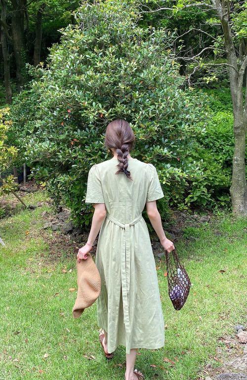 Sage green linen dress 2025