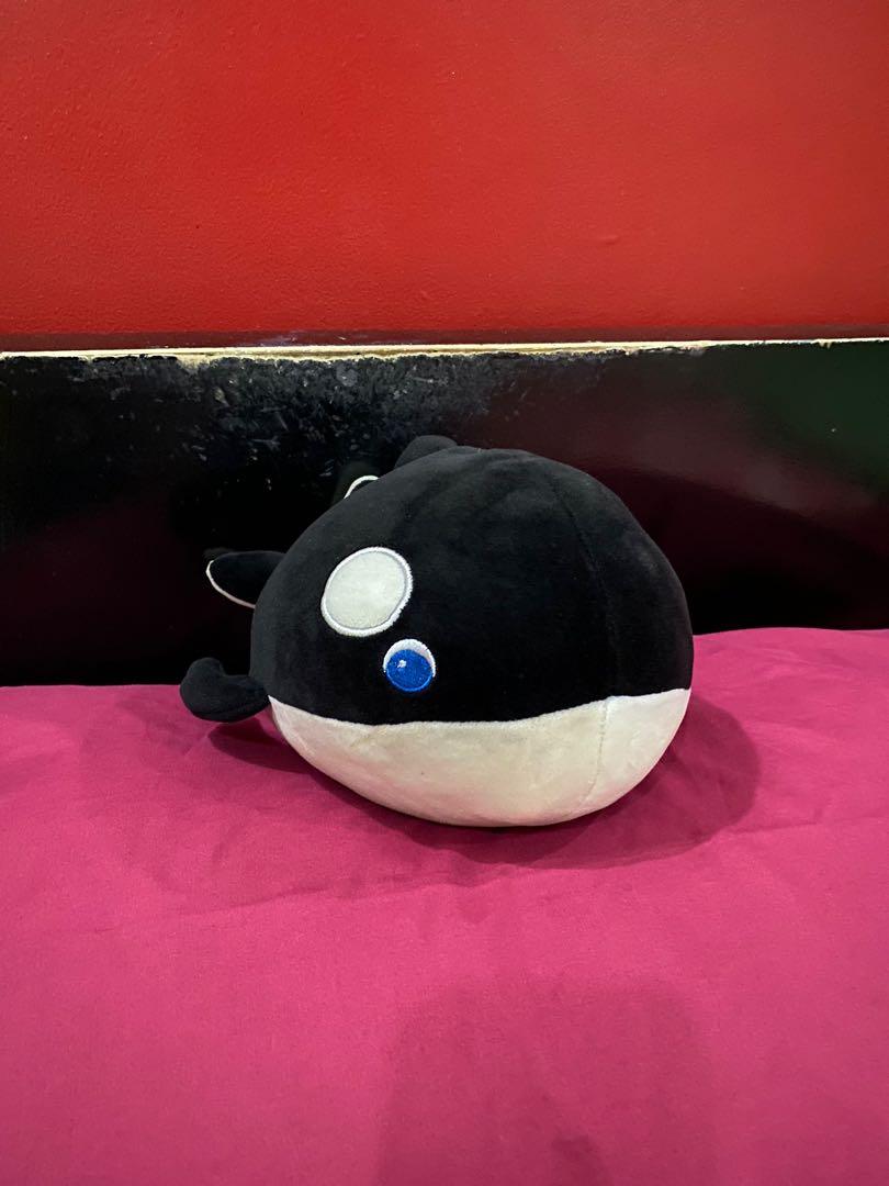 Miniso cheap whale plush