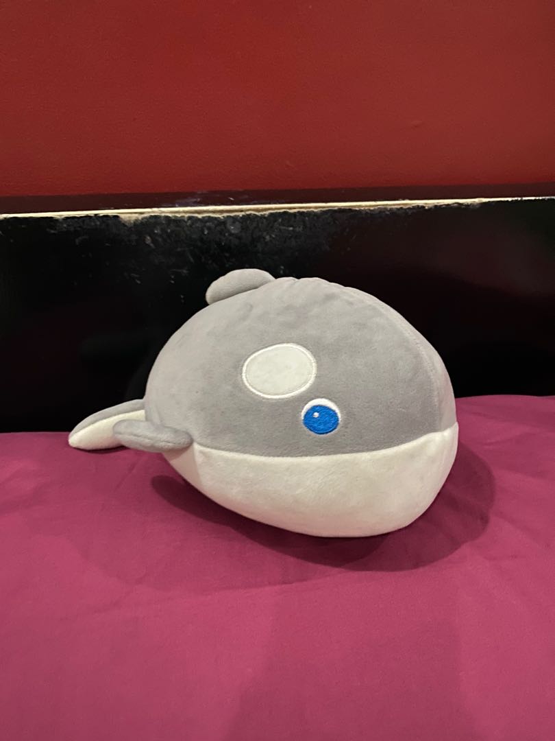 Miniso best sale whale plush