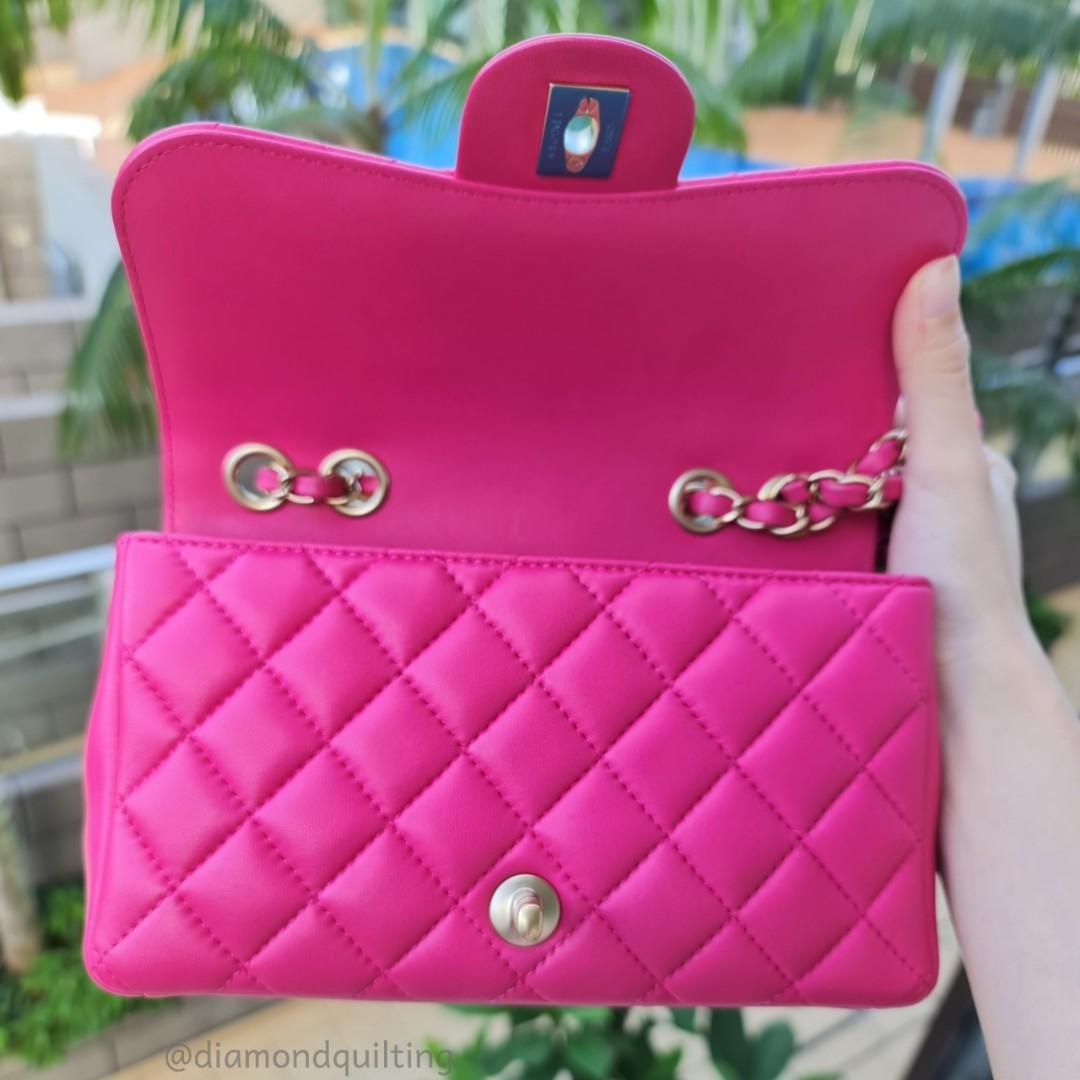 Chanel Classic Medium Flap Bag Pink - Chevron Leather