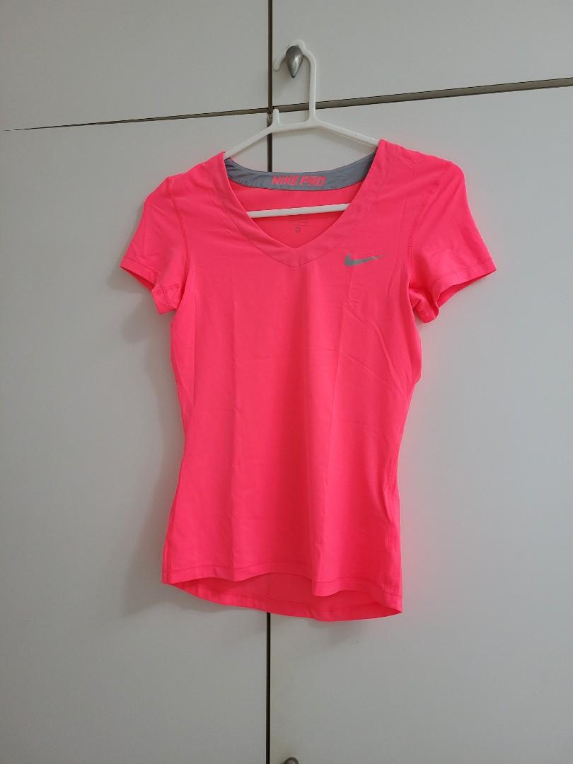 hot pink nike shirt