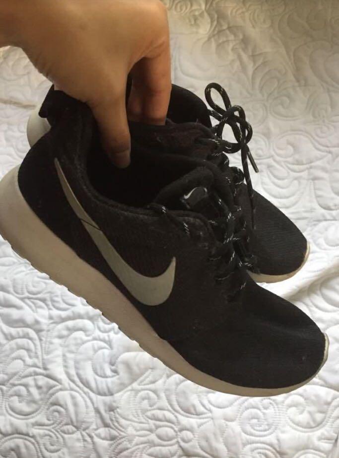 original nike roshe