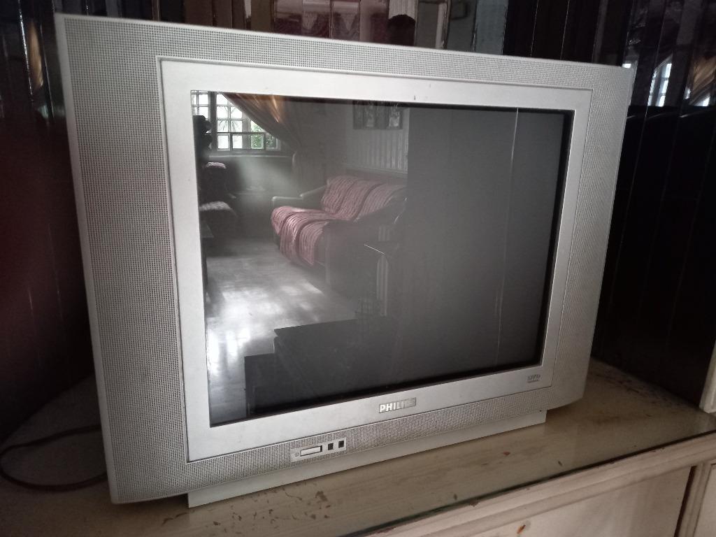 Philips CRT TV 21 inches (Working), TV & Home Appliances, TV