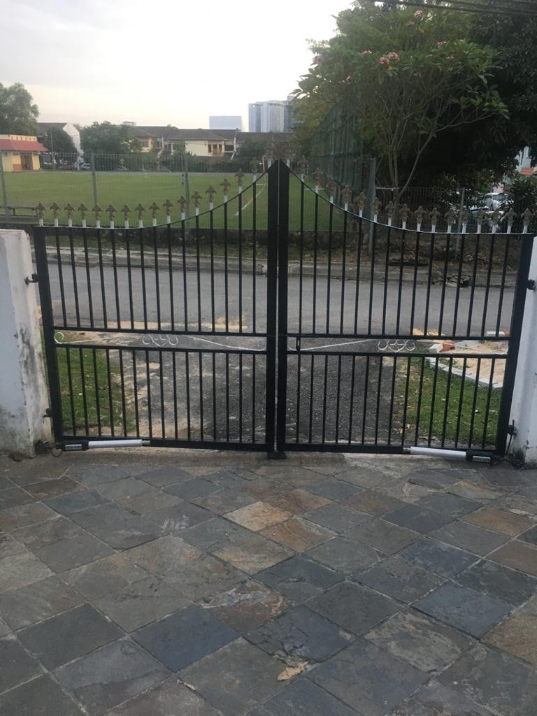 Pintu Pagar Grill Tingkap Pipe Pvc Home Furniture Others On Carousell