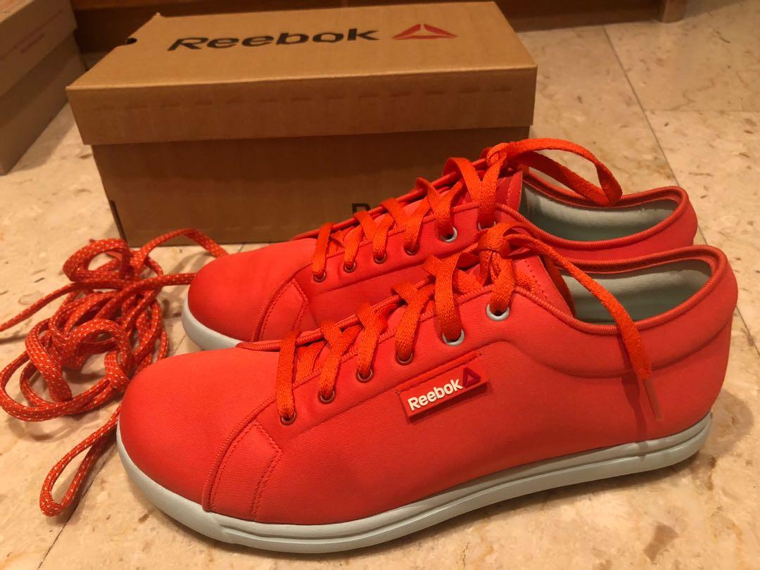 Reebok shop washable shoes