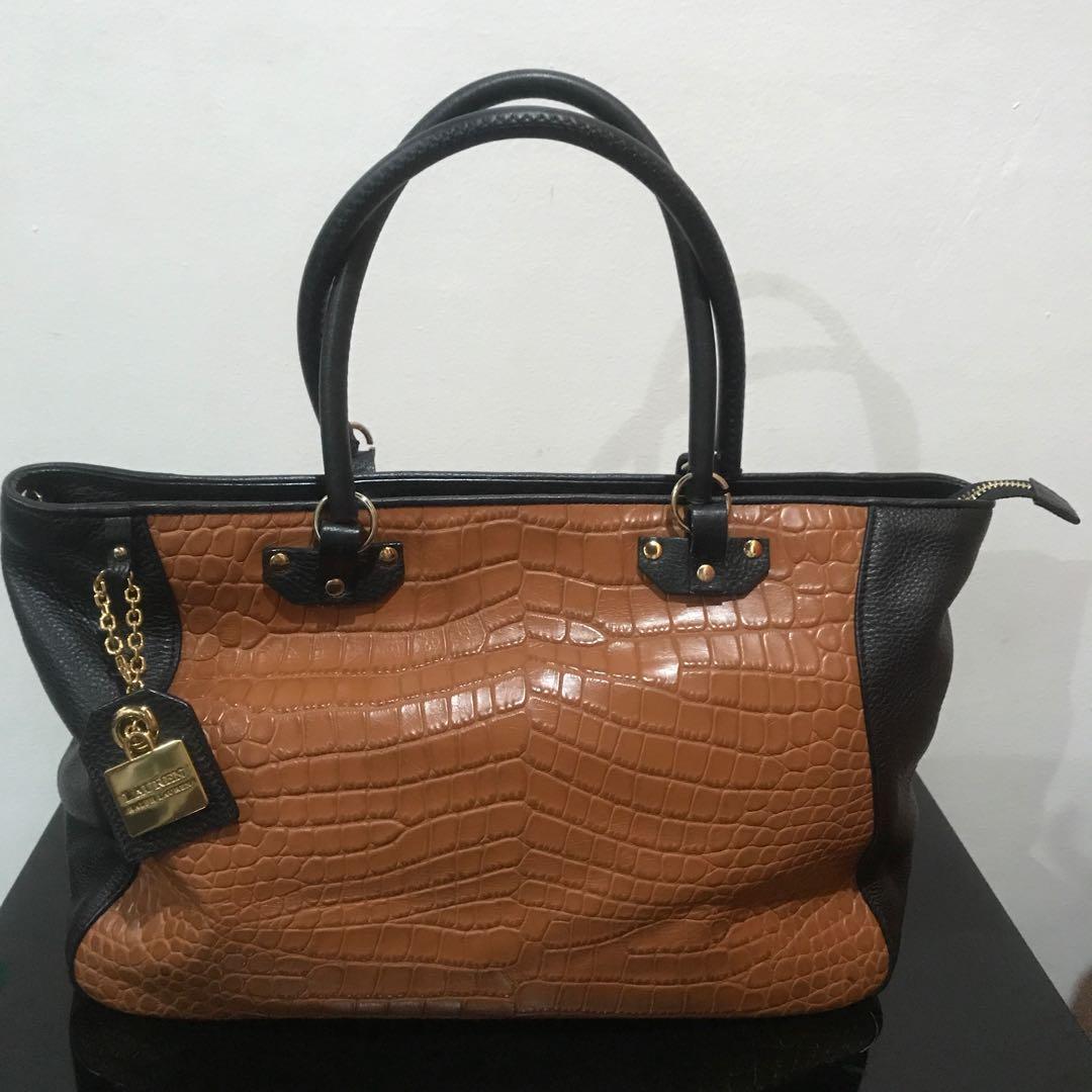 RL (RALPH LAUREN) (Category: Luxury Bags & Wallets) located in Manila. Submitted by nicefab (Listing ID 1067492480, Image 1). Description: RL(orig) USED- IN GOOD CONDITION;Almost Brandnew GOLD HARDWARES MINIMAL SIGN OF USAGE ONLY (UNNOTICEABLE).
