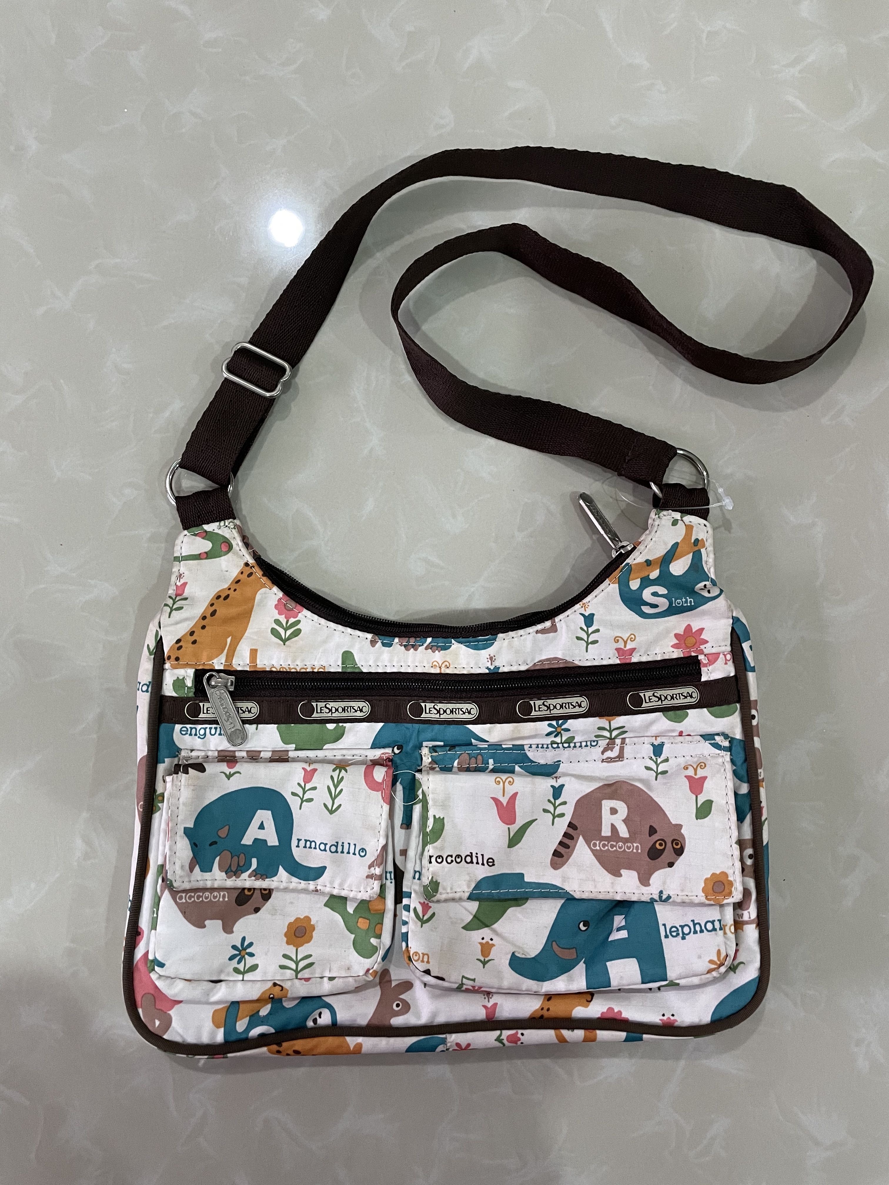 Lesportsac shop sling bag