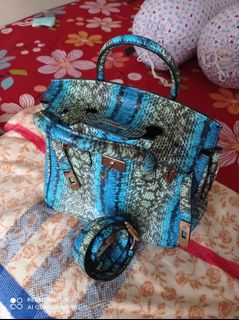 (Kategori: ) berada di . Dikirim oleh cha_acha (ID iklan 1067432987, Gambar 1). Deskripsi: .
