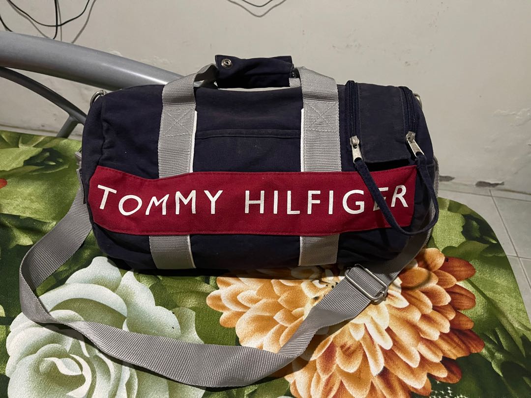 Tommy hilfiger duffle bag, Women's Fashion, Bags & Wallets, Crossbody