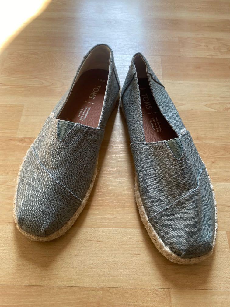 toms size 8.5