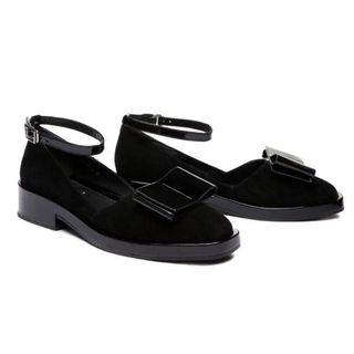 (Category: ) located in . Submitted by instantcloset (Listing ID 1067369568, Image 1). Description: .