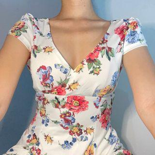 V neck floral dress