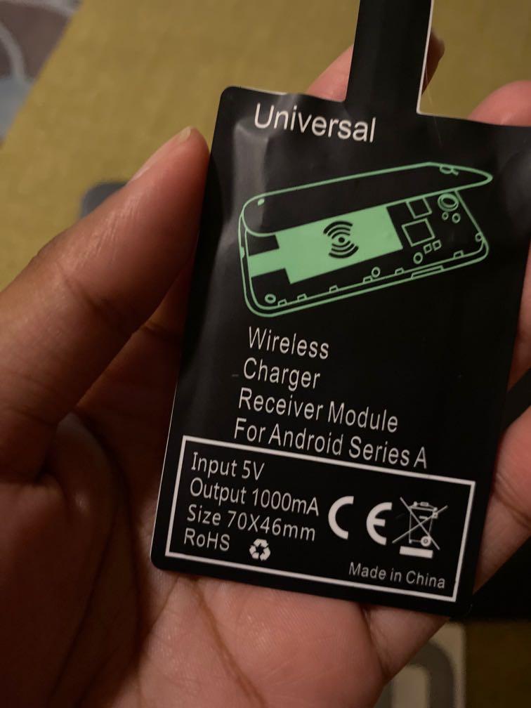 Wireless Charging Pad (Category: Chargers & Cables) located in Singapore. Submitted by floralchecks (Listing ID 1067475420, Image 3). Description: Brand new, completely brand new and unused. Can be used for android phones and iPhone models 5SE-7. See pictures of receivers in listing for more specifics. Meet up to my convi due to cheap price please, thank you :-) Yishun (Friday, Saturday) Pasir Ris (Monday to Thursday) Others depending on where i 