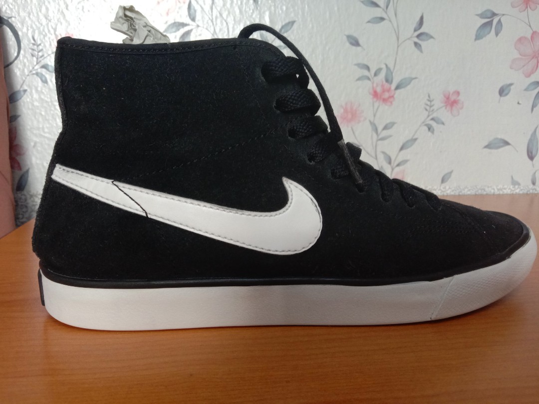 nike semi high cut shoes