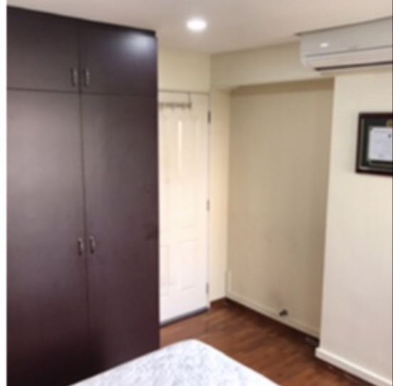 (Category: ) located in . Submitted by valiant_sg (Listing ID 1067725716, Image 1). Description: .