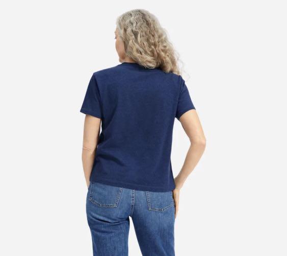 everlane pocket tee