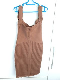 （分類：）位於 。 由 fashly18 提交（商品編號 1067637478，圖片 1）。簡介： 。