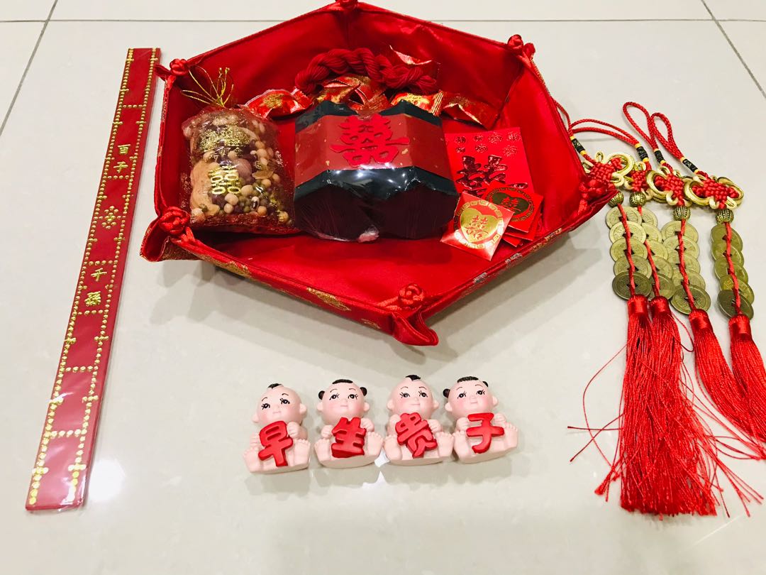 Chinese Wedding Bed Setting 安床, Hobbies & Toys, Stationery & Craft