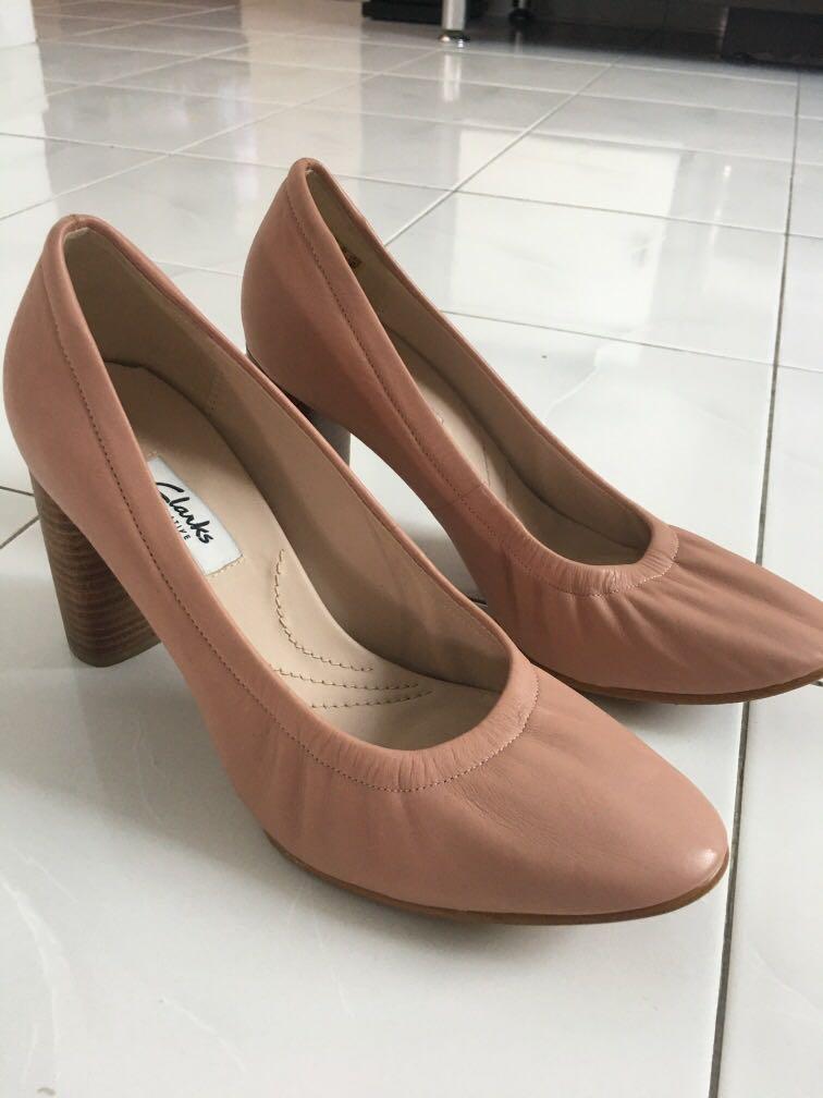 Clarks shoes clearance women heels
